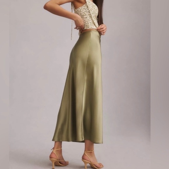 Reformation Dresses & Skirts - Reformation Artichoke Green Layla Silk Midi Skirt - 2 Petite